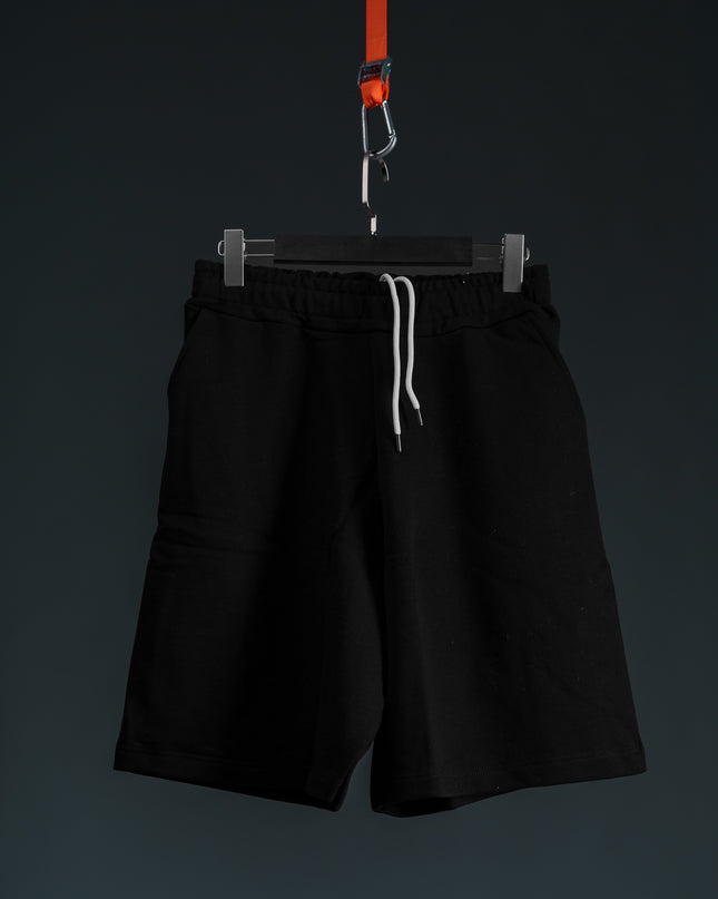 BERMUDA IN TUTA BY “STYLEINTHEBLOCK”