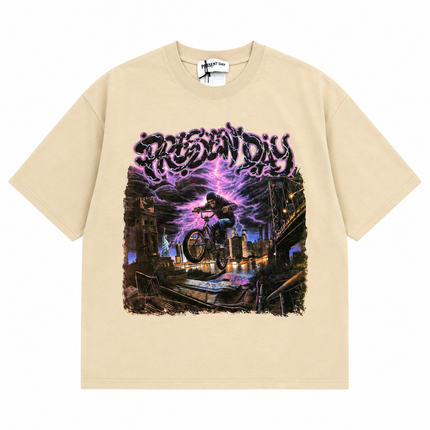 T-SHIRT BY PRESENT