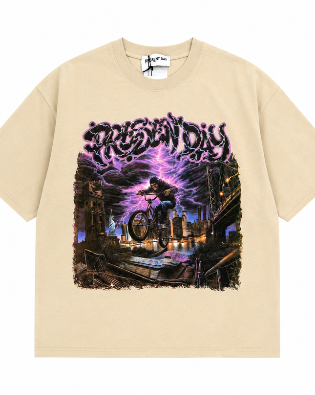 T-SHIRT BY PRESENT