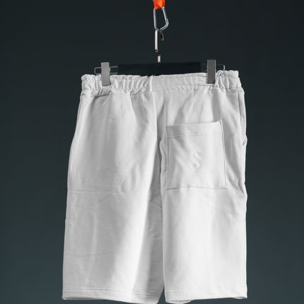 BERMUDA IN TUTA BY “STYLEINTHEBLOCK”