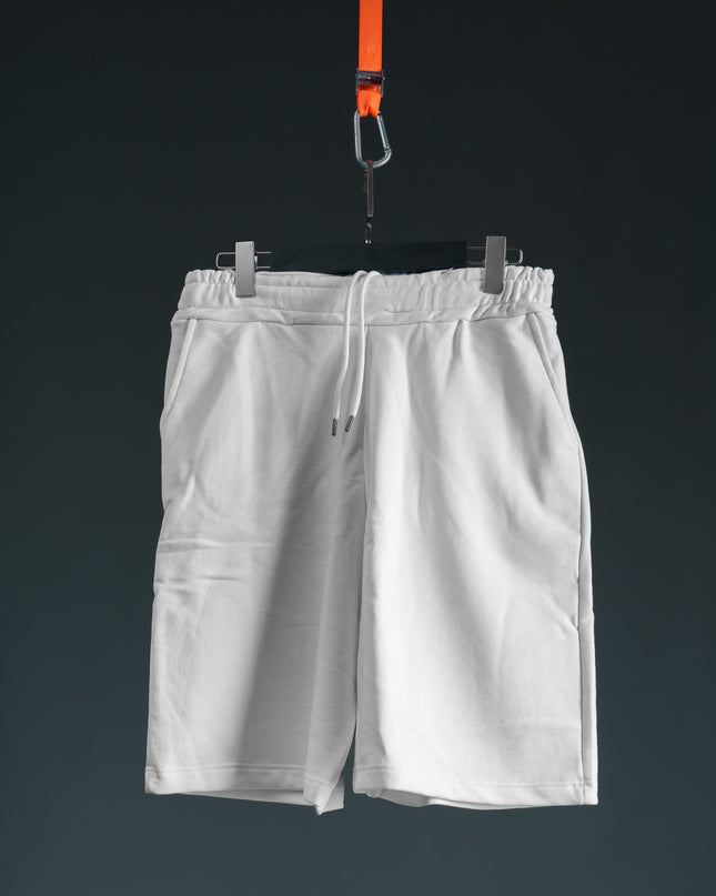 BERMUDA IN TUTA BY “STYLEINTHEBLOCK”